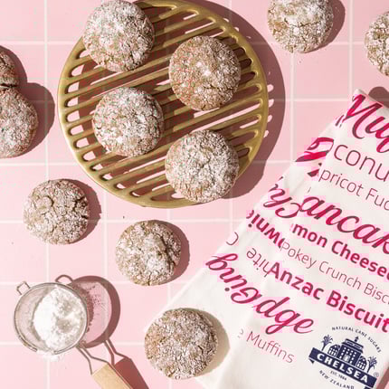 Molasses Crinkle Cookies