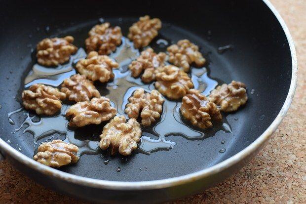 Caramel Walnuts