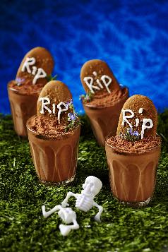 Chocolate Mousse with Gingerbread Gravestones