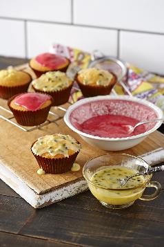 Easy Cupcakes with Fresh Fruit Icings